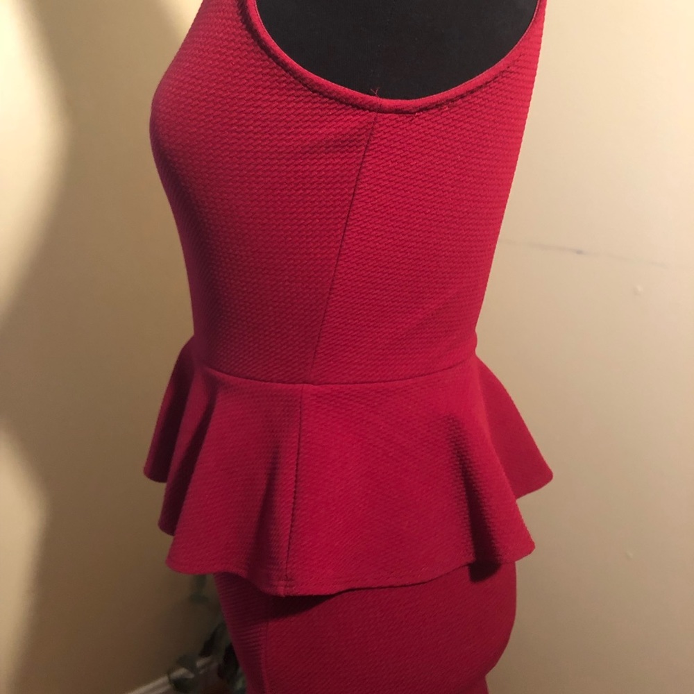 BURGUNDY PEPLUM DRESS - Picture 6 of 6
